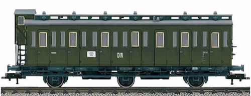 Fleischmann 507002 - German Compartment Coach 3-axle of the DR