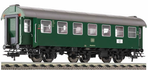 Fleischmann 5099 - Passenger coach 2nd class, 3-axled, type B3yg.761 of the DB with electronic tail lighting