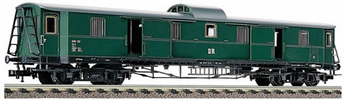 Fleischmann 5784 - Baggage coach, 4-axled, type Pw4 (Pw4pr04) of the DR