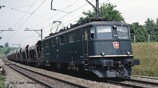 Fleischmann 737294 - Swiss Electric Locomotive Ae 6/6 „Städtelok“ of the SBB (Sound)