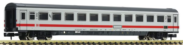 Fleischmann 861304 - German 2nd class IC/EC compartment coach of the DB AG