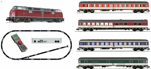 Fleischmann 931881 - z21®start Digital starter set: Locomotive class 221 and express train (Popfarben)