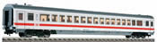 IC/EC open-plan coach in ICE livery, 1st class, type Apmz.117.0 of the DB AG