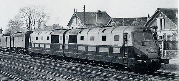 Fulgurex 2266-2 - French Double Diesel Locomotive Class 262 BD1 of the SNCF  