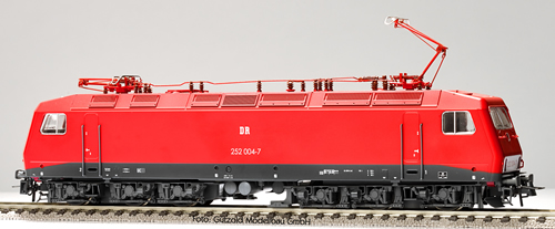 Gutzold 43040 - German Electric Locomotive 252004-7 of the DR