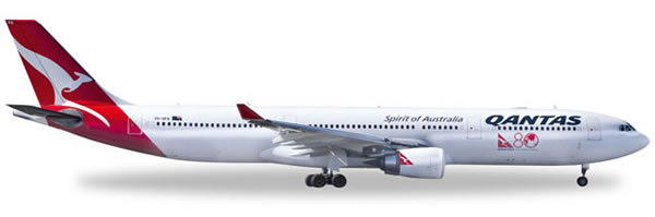 Herpa 528672 - Airbus 330-300 Qantas - 80 Years Of International...