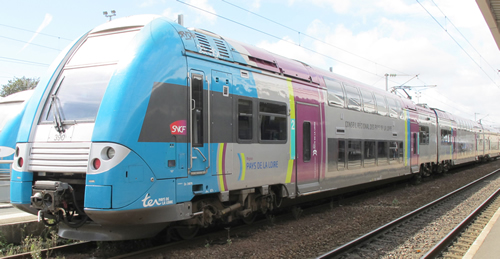 Jouef 2120 -  SNCF,  electric railcar Z 24500, Pays de Loire