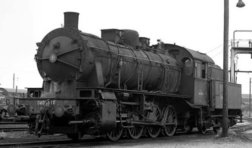 Jouef HJ2404 - French Steam locomotive 040 of the SNCF
