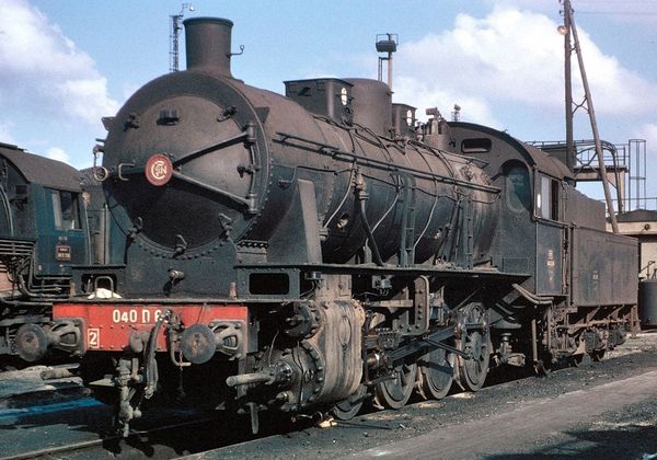Jouef HJ2417 - French Steam Locomotive 040D of the SNCF