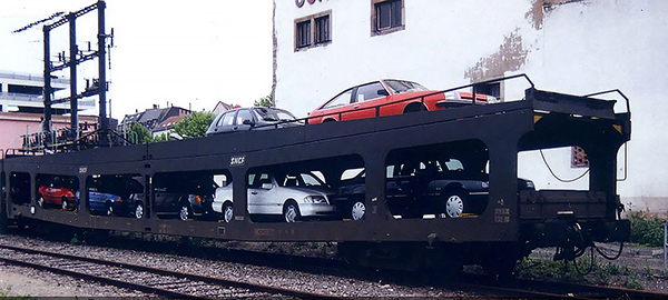 Jouef HJ4187 - DD DEV 66 car transporter