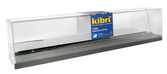 Kibri 12066 - Collection display with track