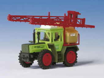 Kibri 12253 - H0 MB TRAC with large area spraying equipment