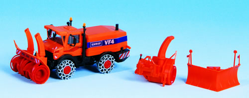 Kibri 15011 - H0 UNIMOG with rotary snow blower and winter set
