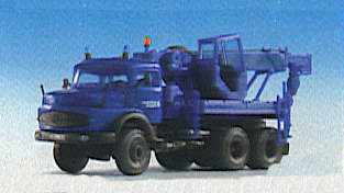 Kibri 18459 - H0 THW MB truck with recovery crane