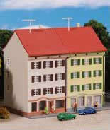Kibri 36843 - Z Apartment building with shop, 2 pieces