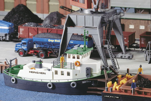 Kibri 8520 - Modern Push/Pull Tugboat