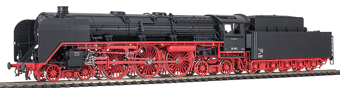 KM1 100504A - German Steam Locomotive BR 05 of the DRG