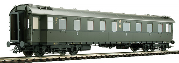 KM1 202841 - German Passenger German Passenger Coach D 28, ABC4ü-29, DRG Ep. II, NEM