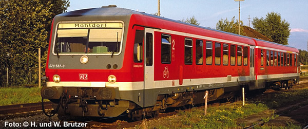 Liliput 163202 - German Diesel Railcar BR 628 567-0/928 567-7 of the DB AG