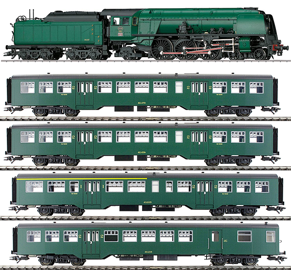 Marklin 39480-1 - Belgium Steam Locomotive Class 1 of the SNCB (Digital Sound) & Matching Coach Set
