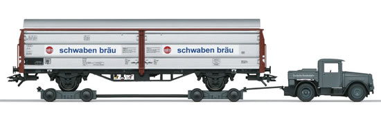 Marklin 46819 - Sliding Wall Boxcar with a Kaelble and a Culemeyer Trailer