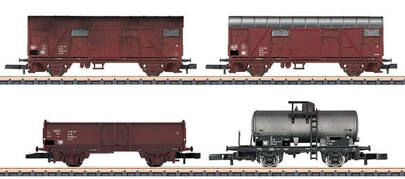 Marklin 82041 - 4pc Freight Car Set, 2 cars with weathering