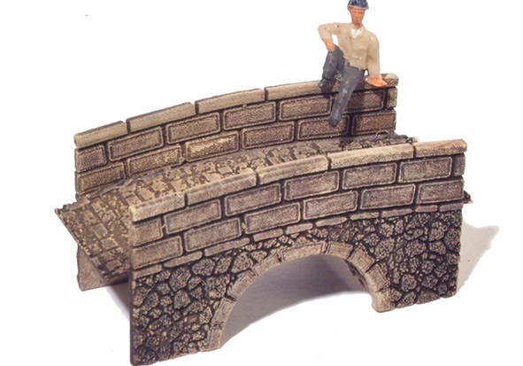 MBZ R10079 - Small Stone Bridge