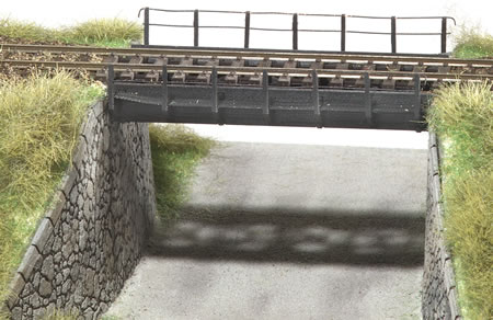 MBZ R14077 - Steel Bridge with Support Walls