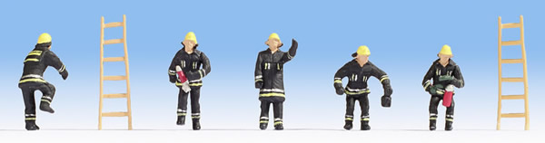 Noch 15021 - Fire Brigade (black protective clothes)