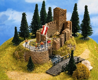 Noch 58602 - Castle Ruin, 16 x 13 cm, 10 cm high