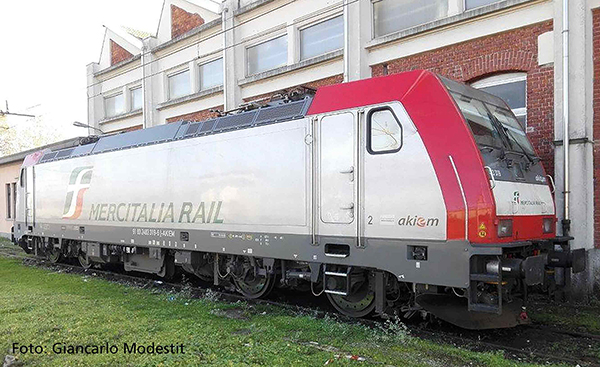 Piko 21679 - Italian Electric Locomotive E.483 Mercitalia (w/ Sound)