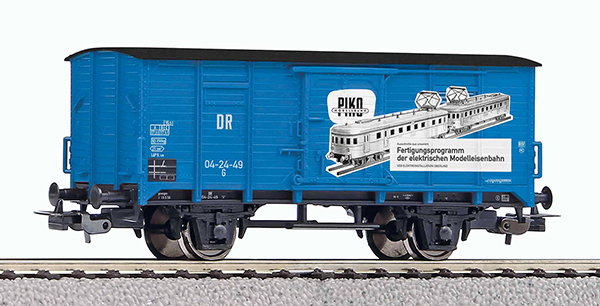 Piko 24502 - German G02 Boxcar of the DR