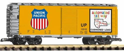 Piko 38831 - UP Steel Boxcar 112112, Armour Yellow