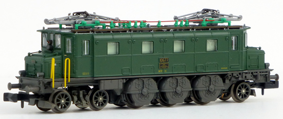 Piko 40321 - Swiss Electric Locomotive Ae 3/6 I 10710 of the SBB