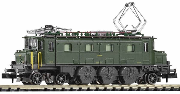 Piko 40322 - Swiss Electric Locomotive Reihe Ae 3/6 I 10639 of the SBB