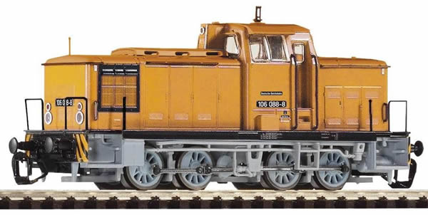 Piko 47362 - German Diesel Locomotive Series 106.0 of the DR