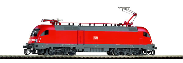Piko 47438 - German Electric locomotive BR 182 of the DB AG