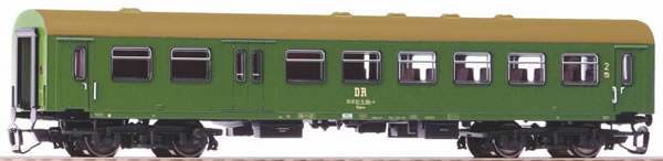 Piko 47609 - 2nd class Rekowagen with luggage compartment of the DR