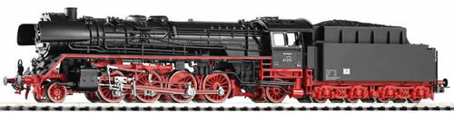 Piko 50127 - German Steam Locomotive BR 41 of the DR
