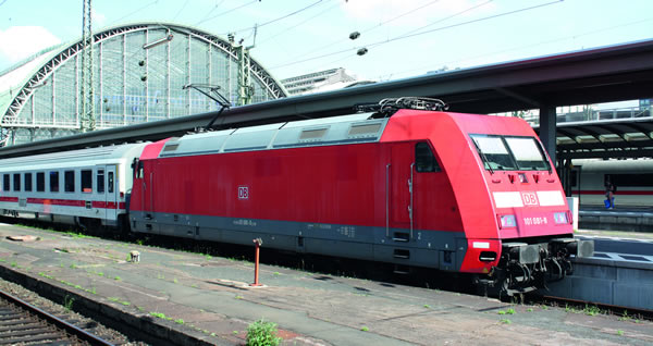 Piko 51101 - German Electric locomotive BR 101 of the DB AG