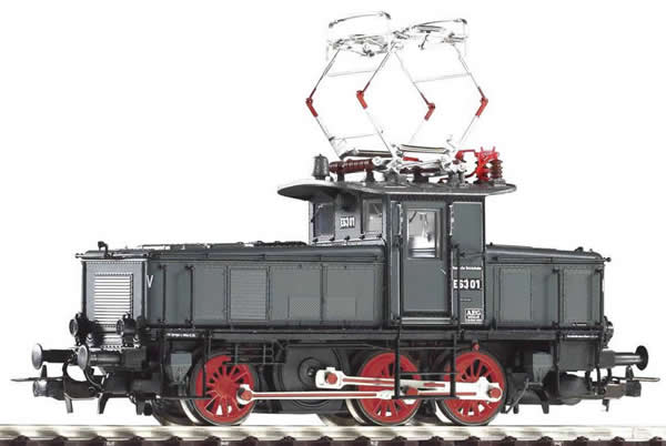 Piko 51277 - German Electric Locomotive E 63 of the DRG