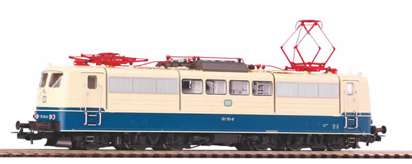 Piko 51310 - German Electric Locomotive BR 151 of the DB