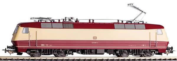 Piko 51321 - German Electric Locomotive 120 005-4 of the DB