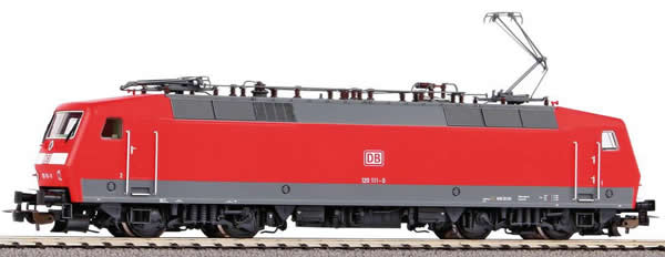 Piko 51324 - German Electric locomotive BR 120 of the DB AG