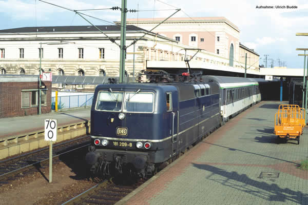 Piko 51342 - German Electric Locomotive BR 181.2 of the DB (DCC Sound Decoder)