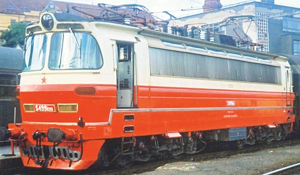 Piko 51391 - Czechoslovakian Electric Locomotive BR S 499.1 of the CSD (Sound)