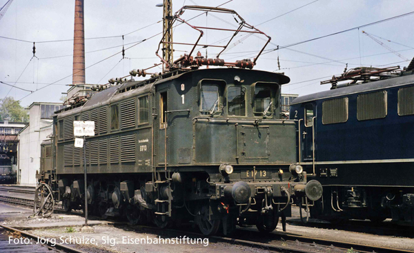 Piko 51494 - German Electric Locomotive E 17 of the DB