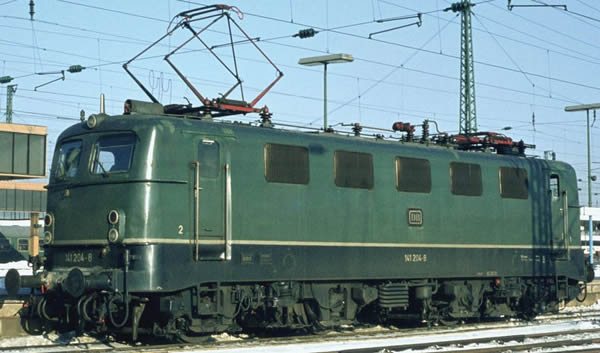 Piko 51524 - German Electric Locomotive BR 141 of the DB