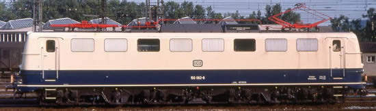 Piko 51642 - German Electric Locomotive BR 150 of the DB -blue/beige