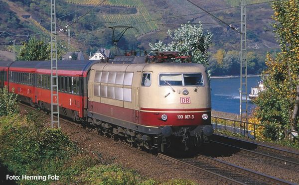 Piko 51690 - German Short Electric Locomotive BR 103 of the DB AG (DCC Sound Decoder)